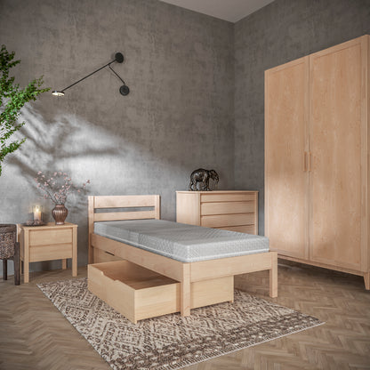 Standard säng med hög sänggavel 200x200 med Ribbotten